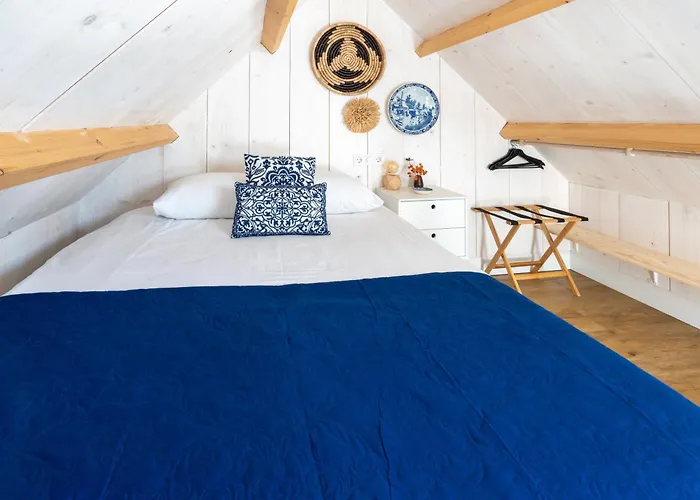 Luxury Chalets Monnickendam