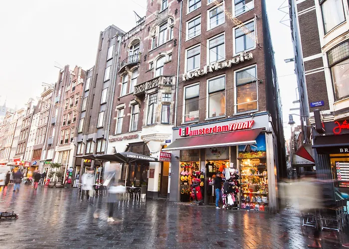 Hotel Manofa
